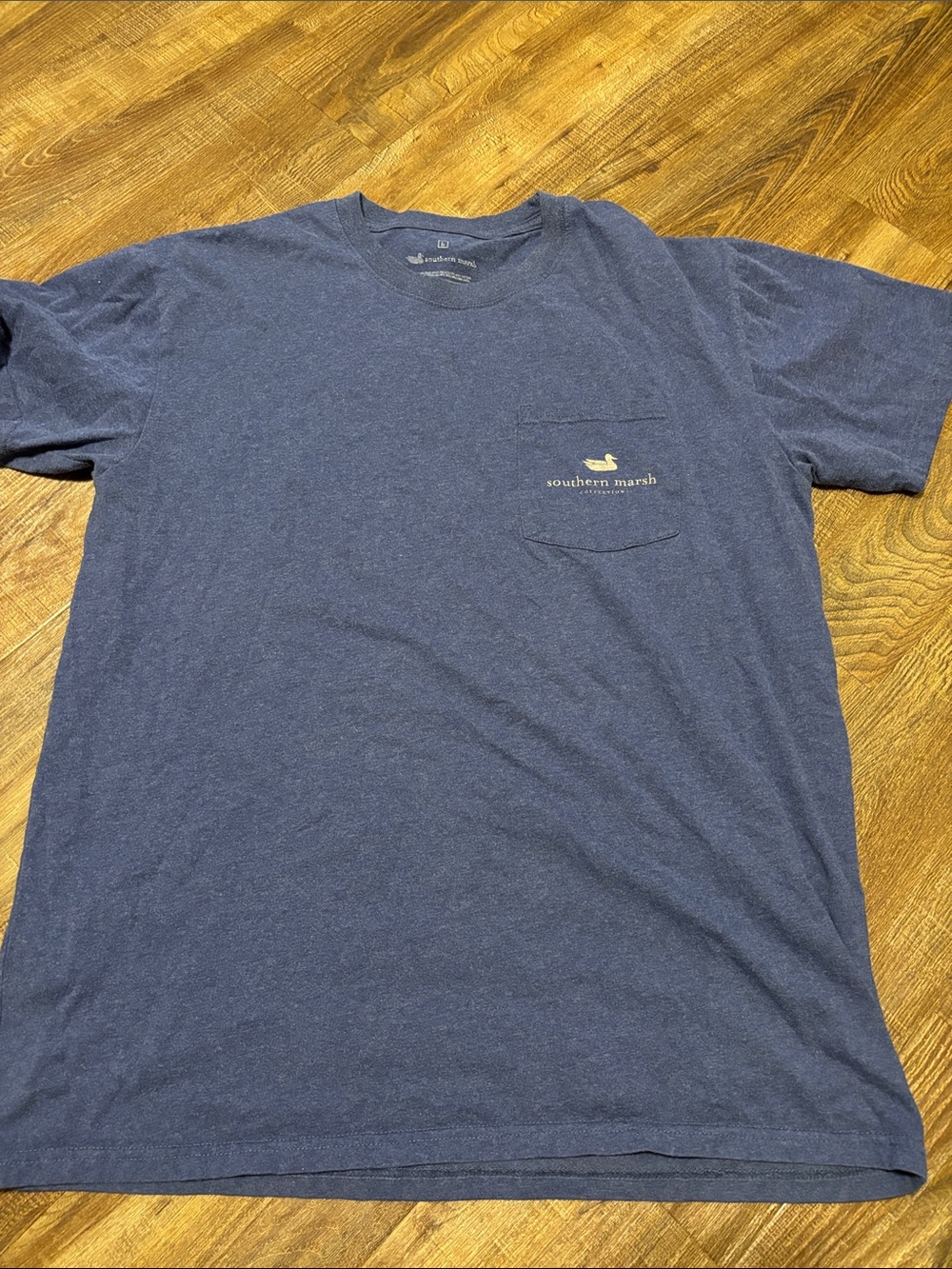 Southern Marsh Men's Heather Navy Pocket Tee